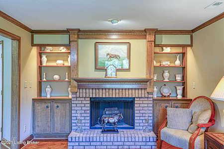 4125 Browns Ln #206 Louisville, KY 40220