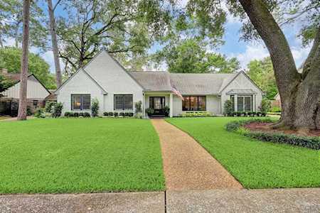 12223 Pebblebrook Dr Houston, TX 77024