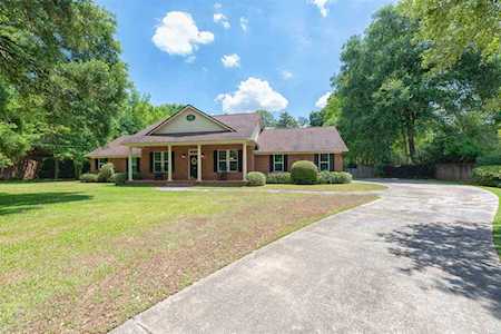 2213 Bourgogne Dr Tallahassee, FL 32308