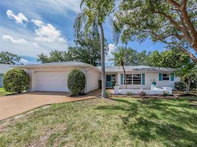 1019 River Oaks Ct Venice, FL 34293
