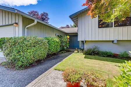 4477 142nd Ave SE Bellevue, WA 98006