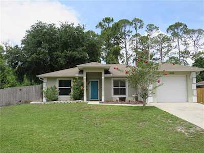 1462 General Mcarthur Ave Daytona Beach, FL 32124