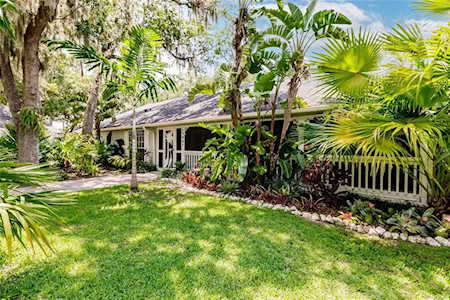 5907 22nd Avenue Dr E Palmetto, FL 34221