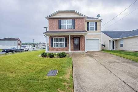 2875 Creekbend Dr Nashville, TN 37207
