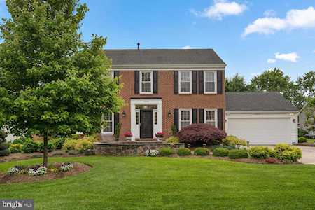 13210 Caroline Ct Herndon, VA 20171