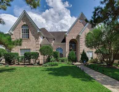 5514 Fragrant Cloud Houston, TX 77041