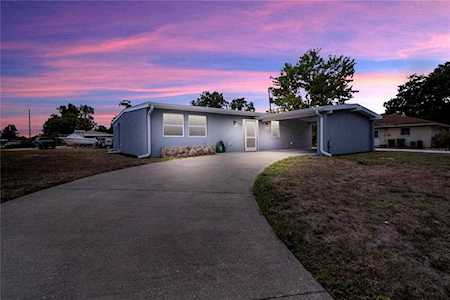979 Victoria Ave Port Charlotte, FL 33948