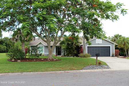 548 Sawgrass Circle Melbourne, FL 32940
