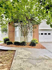 3721 Avensong Village Circle Milton, GA 30004