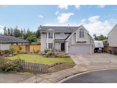 1153 7th St Lafayette, OR 97127