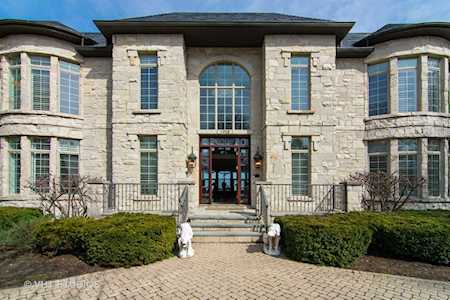 1215 Whitebridge Hill Rd Winnetka, IL 60093