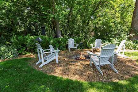 6107 Bridge Rd Monona, WI 53716