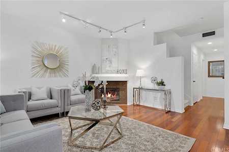 202 Coral Rose Irvine, CA 92603