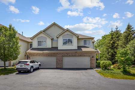 440 Jamestown Ct Aurora, IL 60502