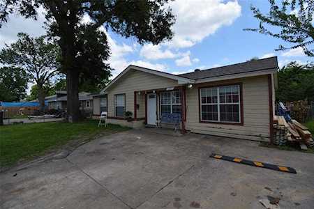 2902 Brea Crest St St Houston, TX 77093