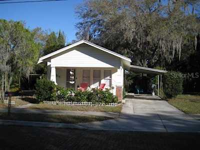 154 Read St Tarpon Springs, FL 34689