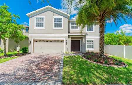 8904 Cameron Crest Dr Tampa, FL 33626