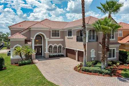 135 Woodmoor Ct Davenport, FL 33837