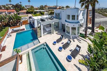227 Waterview Avenue Playa Del Rey, CA 90293