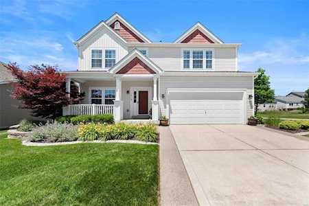 1819 English Oak Dr Lake St Louis, MO 63367