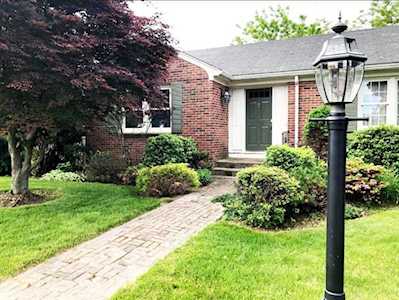 40 Superior View Blvd North Providence, RI 02911
