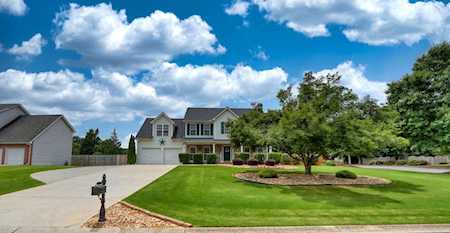 14 Pine Valley Ct Hiram, GA 30141