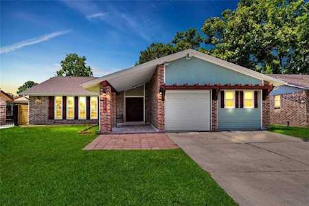 11614 Sageglen Dr Houston, TX 77089