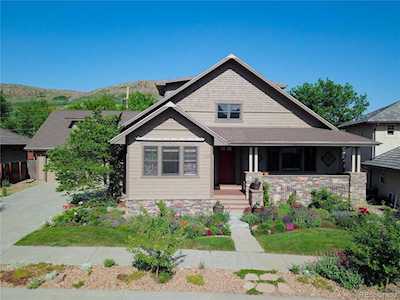 1037 Tucker Gulch Dr Golden, CO 80403