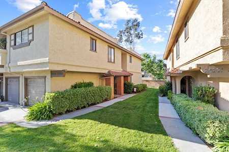 25213 Oak Canyon Ln #4 Lake Forest, CA 92630