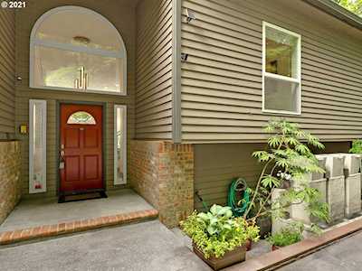 606 SW Arboretum Cir Portland, OR 97221