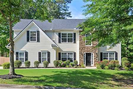 221 Courtland Oaks Dr SW Marietta, GA 30060
