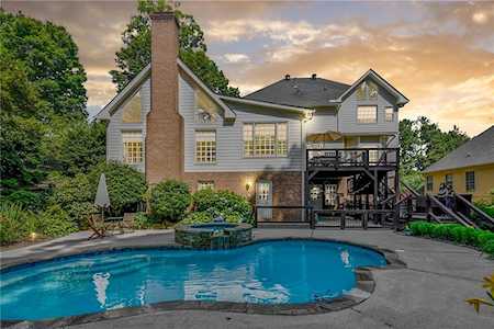 180 Chickering Lake Dr Roswell, GA 30075
