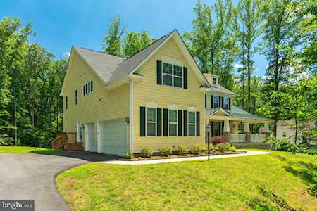 29 Chesapeake Dr Stafford, VA 22554