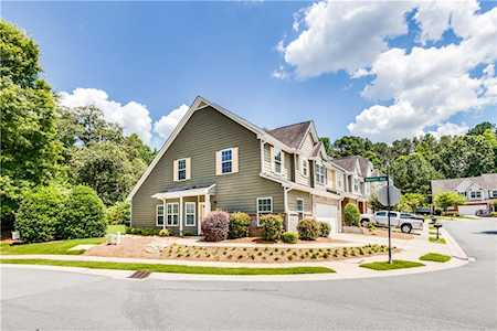 301 Franklin Ln Acworth, GA 30102