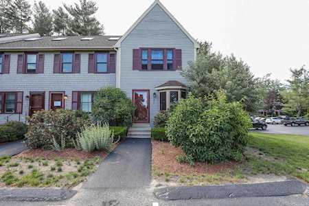 200 Bartemus Trl Nashua, NH 03063