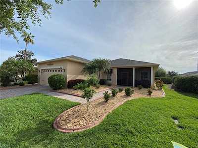 202 Knoll Wood Drive Poinciana, FL 34759