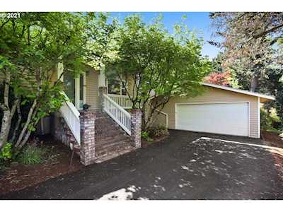 920 SW Maplecrest Ct Portland, OR 97219