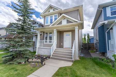 249 Evansdale Way NW Calgary, AB T3P 0C2