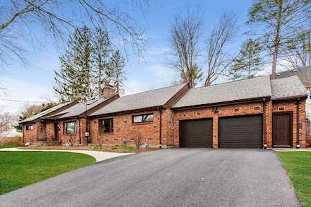 4 Whitehill Drive West Hartford, CT 06117
