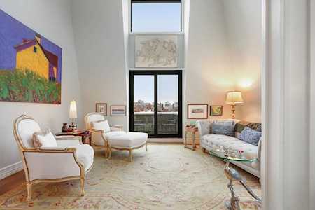 160 Commonwealth Avenue #522 Boston, MA 02116