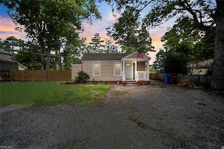 1133 Washington Dr Chesapeake, VA 23322