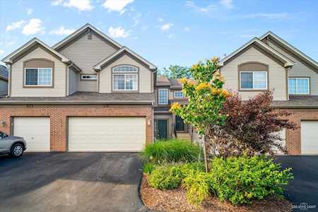1076 Parkhill Circle #1076 Aurora, IL 60502