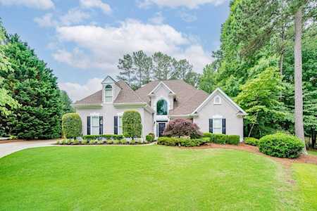 1064 Banner Square Powder Springs, GA 30127