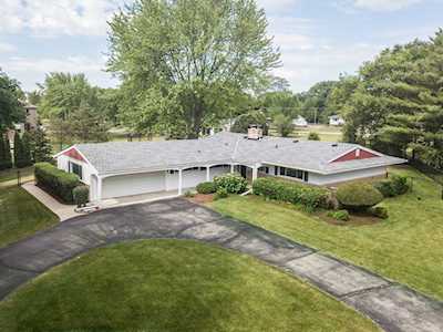 400 Buttercup Ln Schaumburg, IL 60173