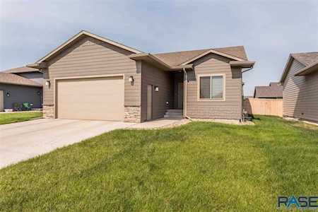 5413 S Whisper Cove Trl Sioux Falls, SD 57108
