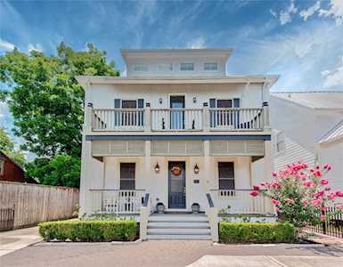 2305 Hollister St Houston, TX 77080