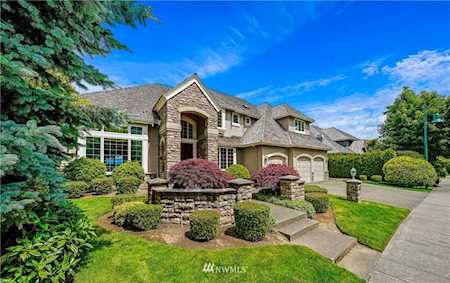 27724 SE 24th Way Sammamish, WA 98075