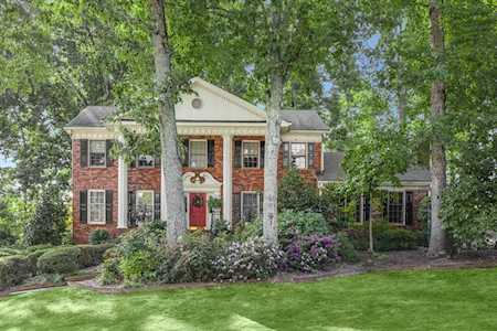 3778 Allenhurst Dr Peachtree Corners, GA 30092