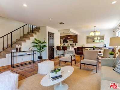 1040 N Gardner St #10 West Hollywood, CA 90046