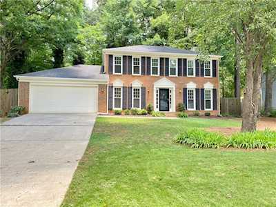 2110 Laurel Mill Way Roswell, GA 30076